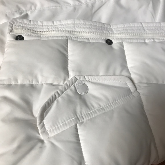 HOLLISTER girls puffer jacket vest w/hood white XS - Picture 6 of 7